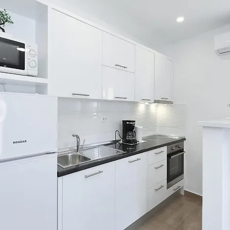 Apartamento With Swimming Pool Seline, Paklenica - 25503